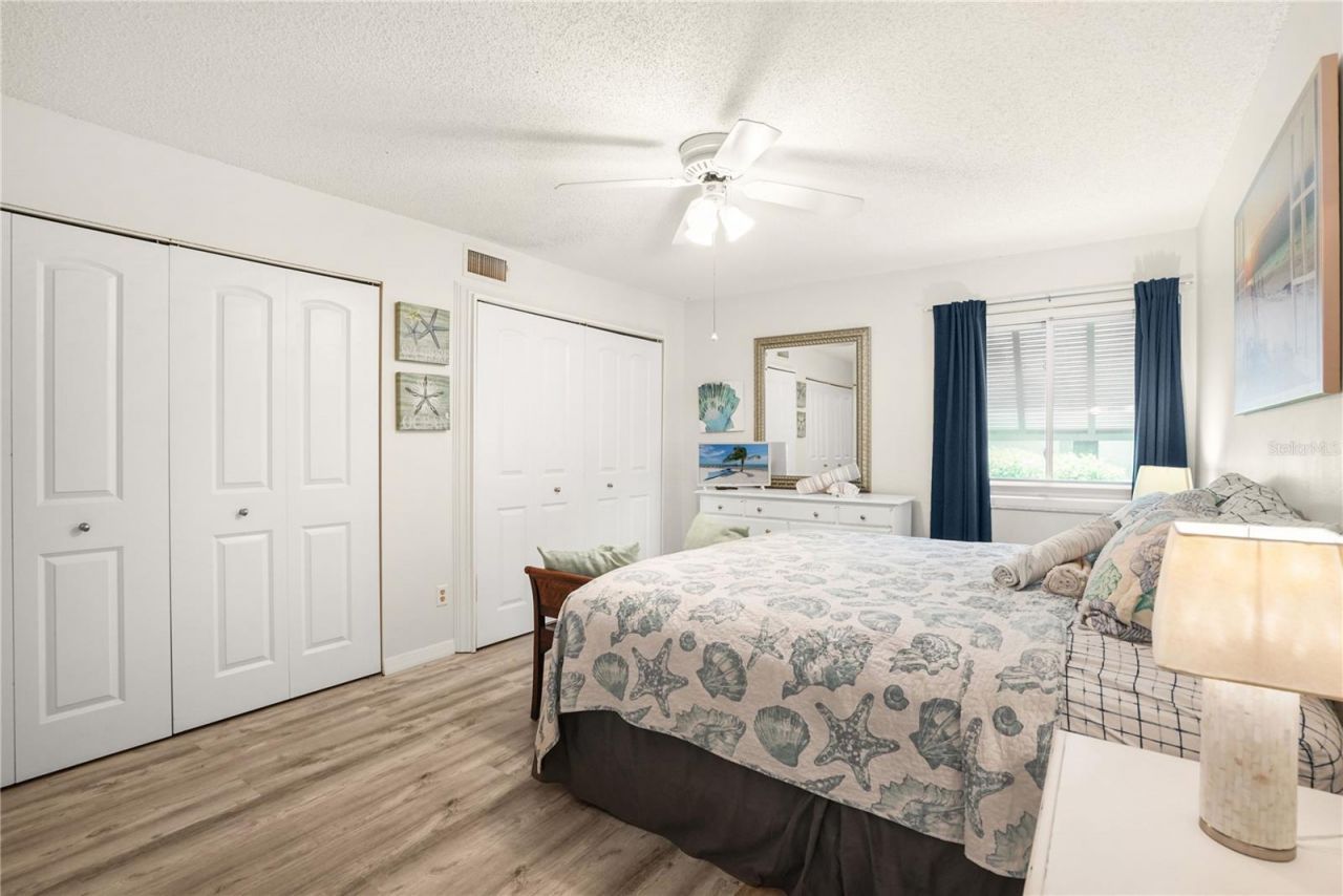 5673 Midnight Pass Road, Unit 201, Sarasota, FL 34242 Photo