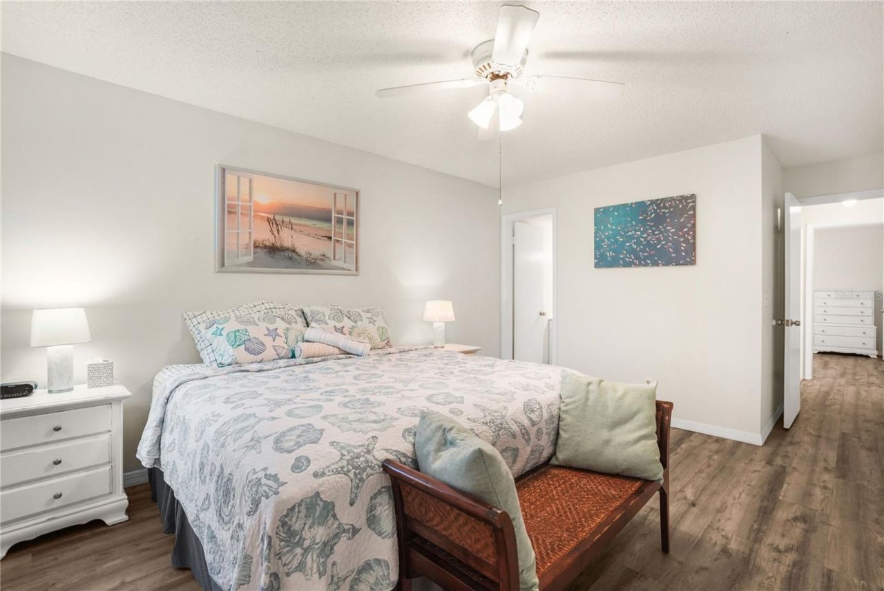 5673 Midnight Pass Road, Unit 201, Sarasota, FL 34242 Photo