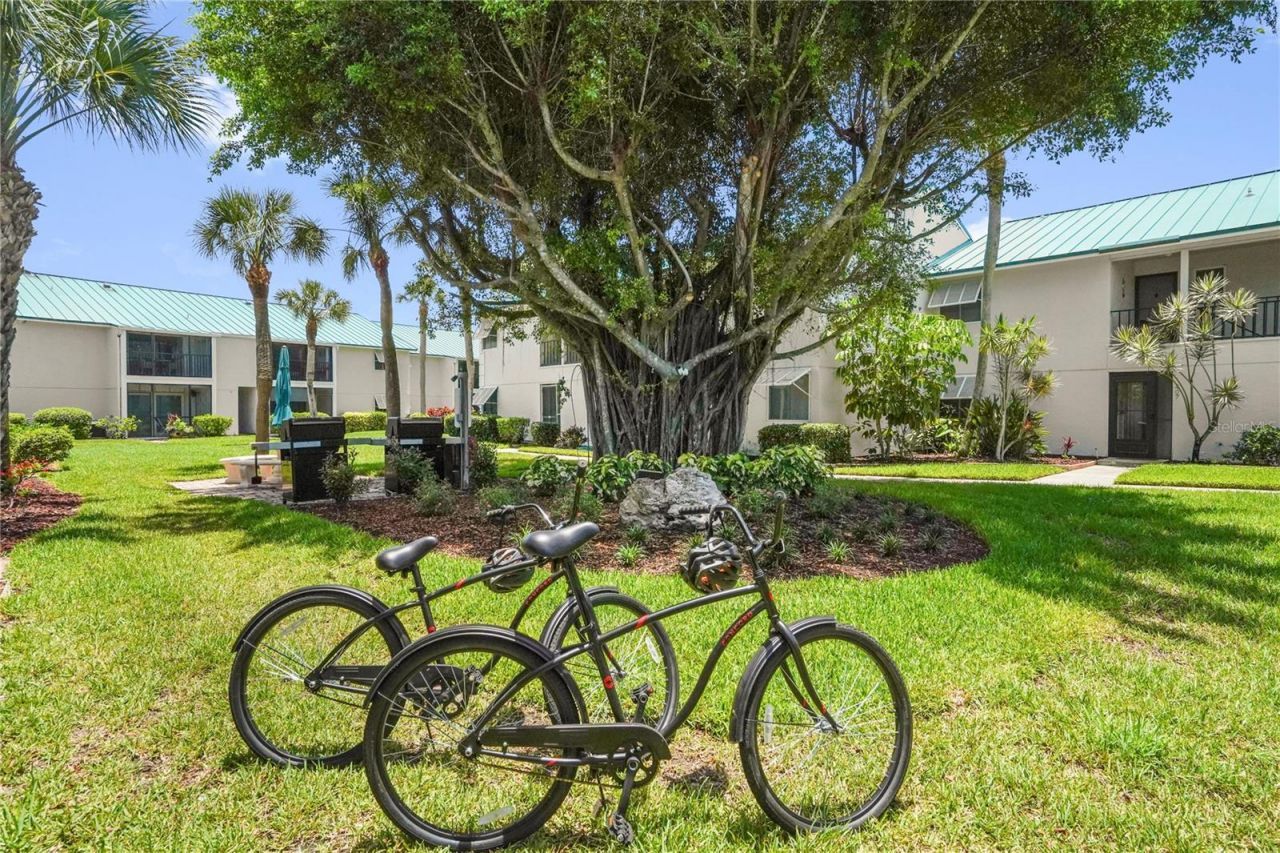5673 Midnight Pass Road, Unit 201, Sarasota, FL 34242 Photo