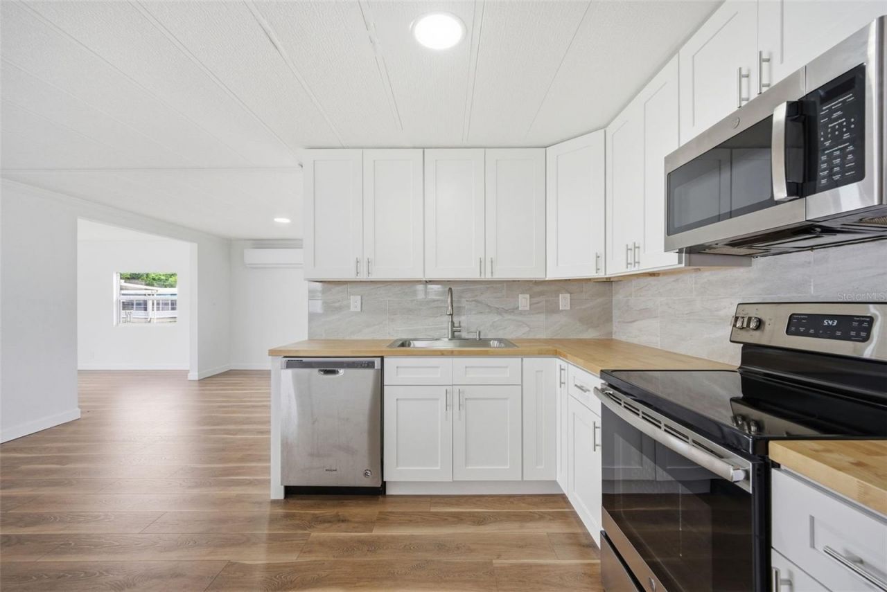 4410 Tucker Square , New Port Richey, FL 34652 Photo