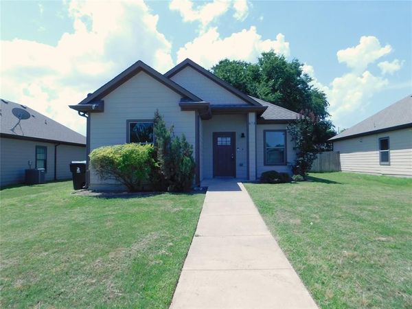 673 Copenhavr Street, Pilot Point, TX 76258