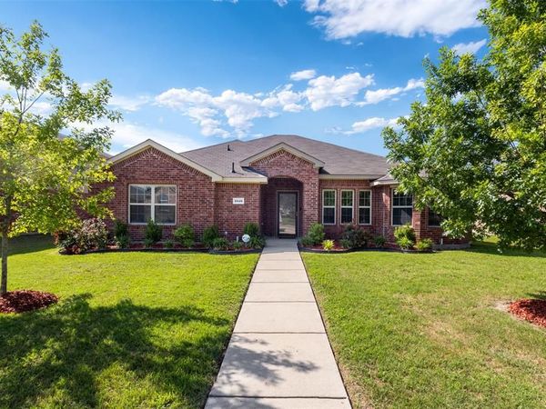 1546 Illinois Avenue, Lancaster, TX 75134