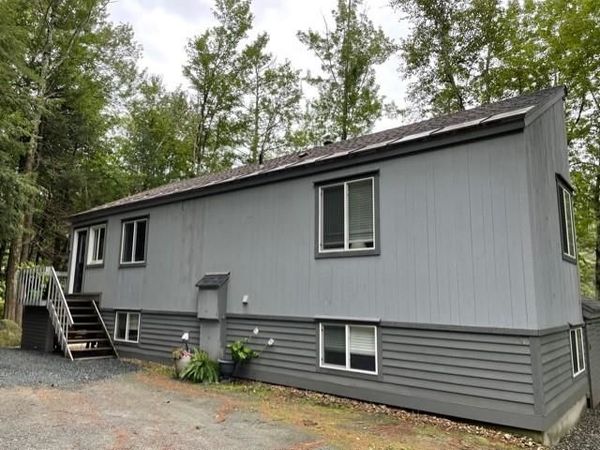 10 Fairway Drive, Grantham, NH 03753