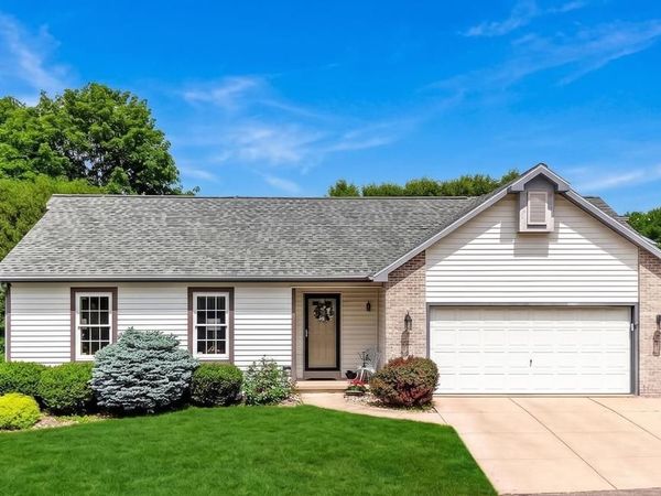 3033 Artesian Lane, Madison, WI 53713