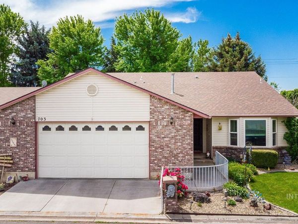 703 N Dover Crt, Nampa, ID 83651