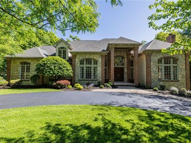 49 Sunrise Park , Pittsford, NY 14534