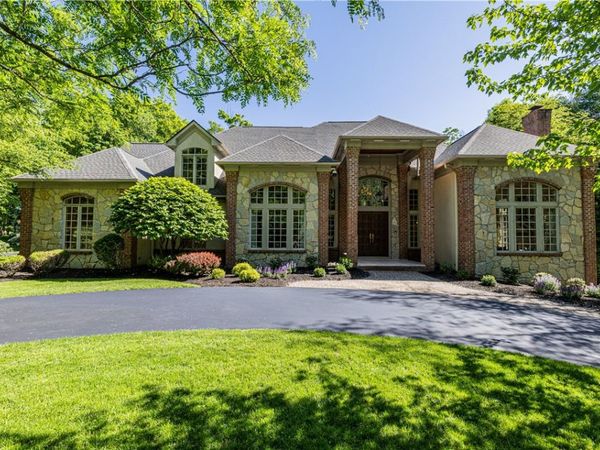 49 Sunrise Park , Pittsford, NY 14534