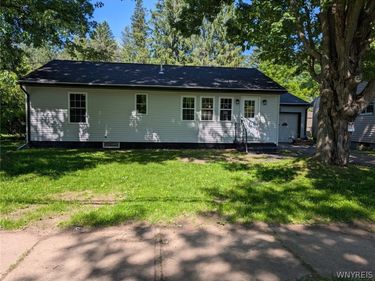163 N Willow Street , Oneida, NY 13421