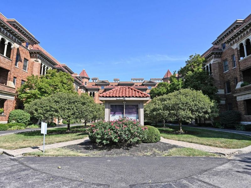 2356 Park Avenue, Unit 61, Cincinnati, OH 45206 Photo 3