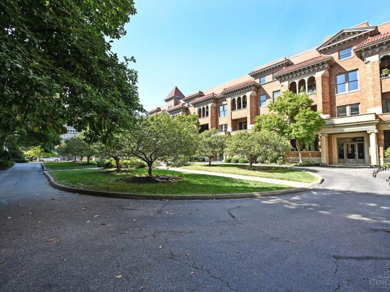 2356 Park Avenue, Unit 61, Cincinnati, OH 45206 Photo 4