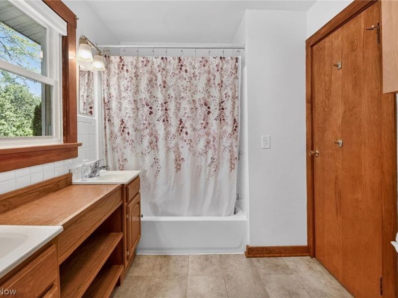 2690 S Canfield Niles Road, Youngstown, OH 44515 Photo 34