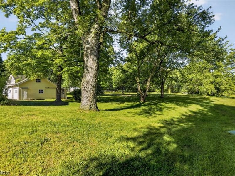 2690 S Canfield Niles Road, Youngstown, OH 44515 Photo 39