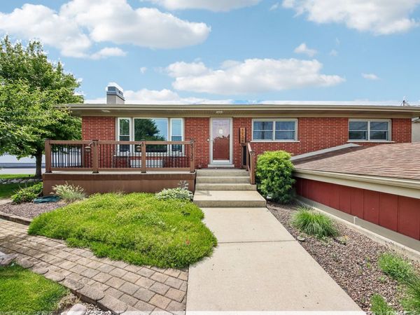 5135 155th Street, Oak Forest, IL 60452
