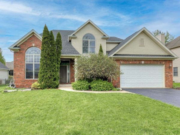 990 CITIZEN Avenue, Elburn, IL 60119
