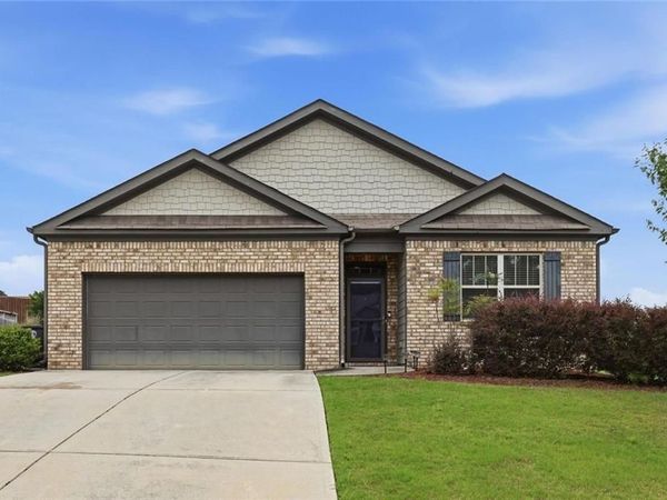 8482 Glenview Street , Douglasville, GA 30134