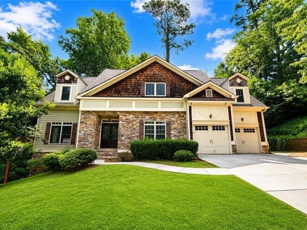 722 Iroquois Drive NE, Marietta, GA 30060