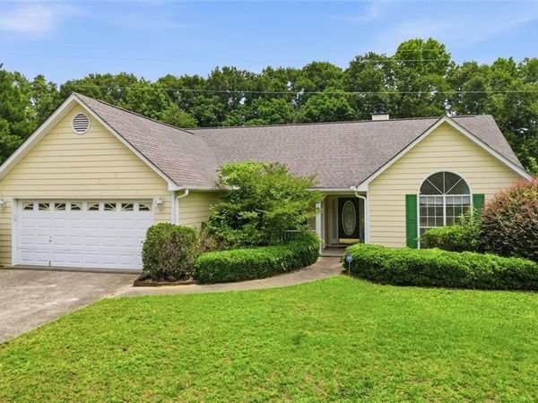 111 Laura Ashlyn Court , Mcdonough, GA 30252