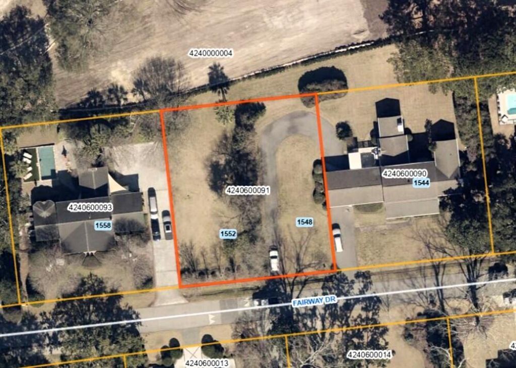 1552 Fairway Drive Photo 11