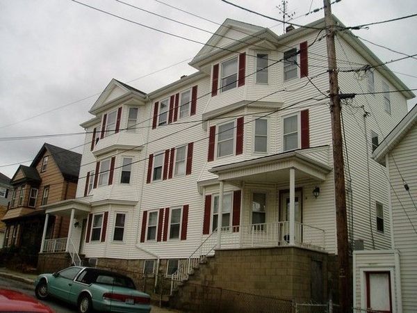 9 Lexington St, Unit 1W, Fall River, MA 02723