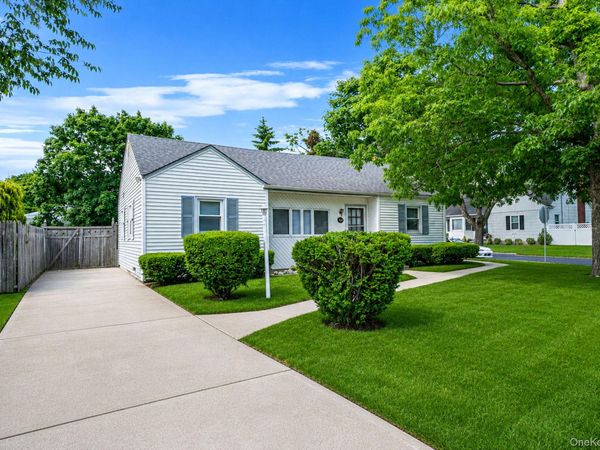129 Shaber Road, Patchogue, NY 11772
