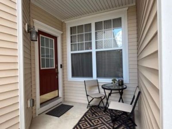 9 Cornwall Lane, Middletown, NY 10940
