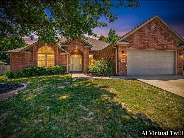 406 NW Saddlebrook Drive, Bentonville, AR 72712