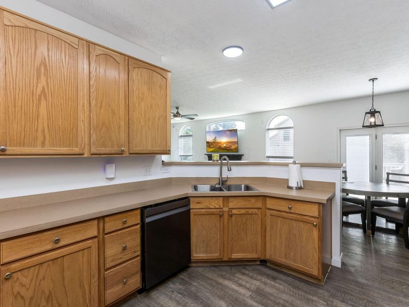 564 Stonebridge Boulevard, Pickerington, OH 43147 Photo 22
