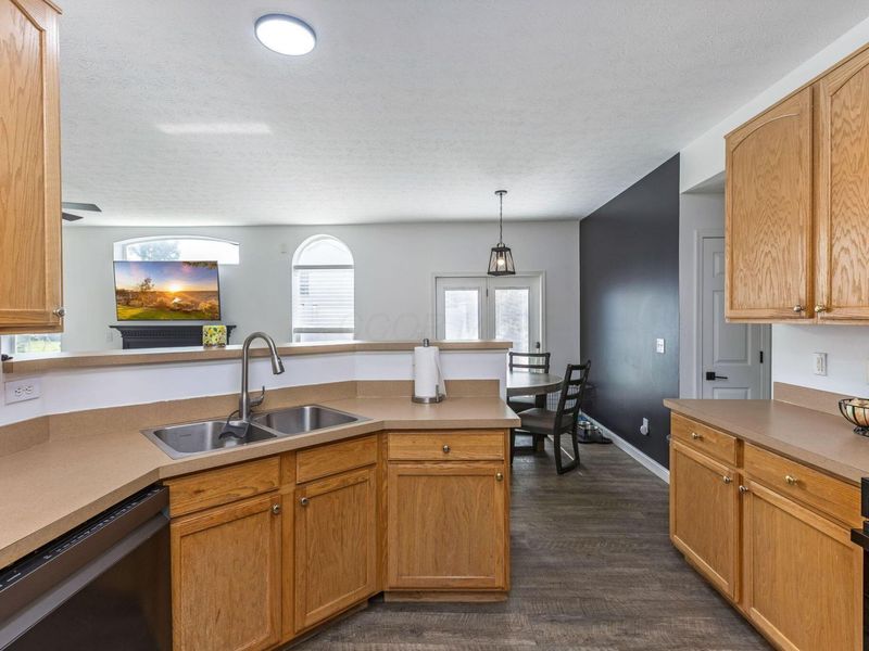 564 Stonebridge Boulevard, Pickerington, OH 43147 Photo 24