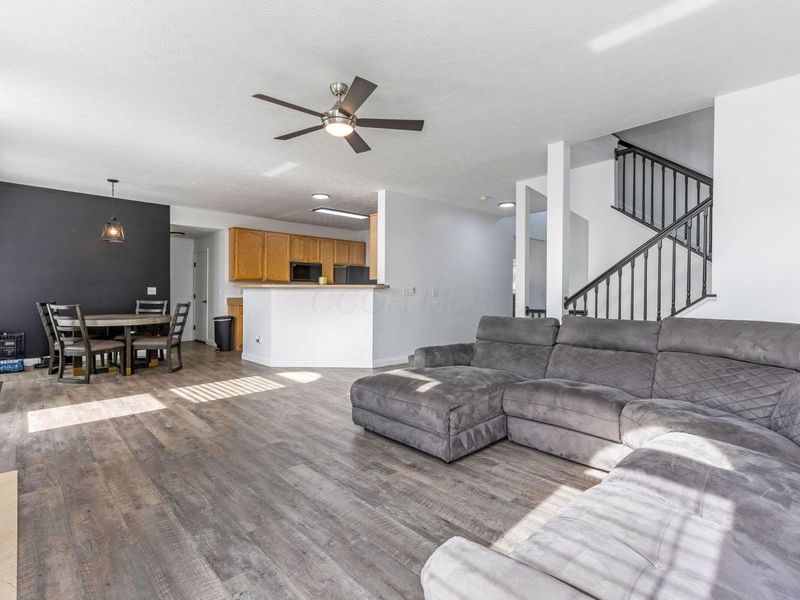 564 Stonebridge Boulevard, Pickerington, OH 43147 Photo 8