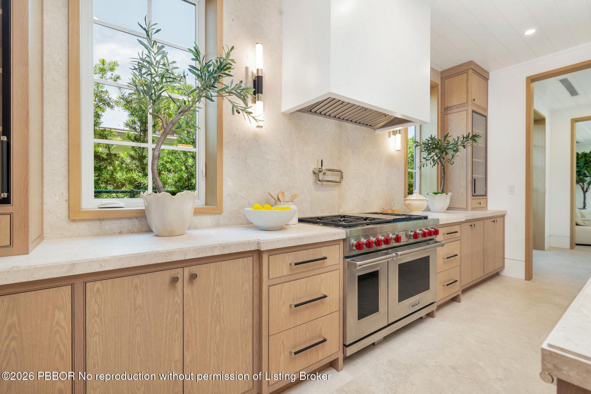125 Worth Court N, West Palm Beach, FL 33405 Photo