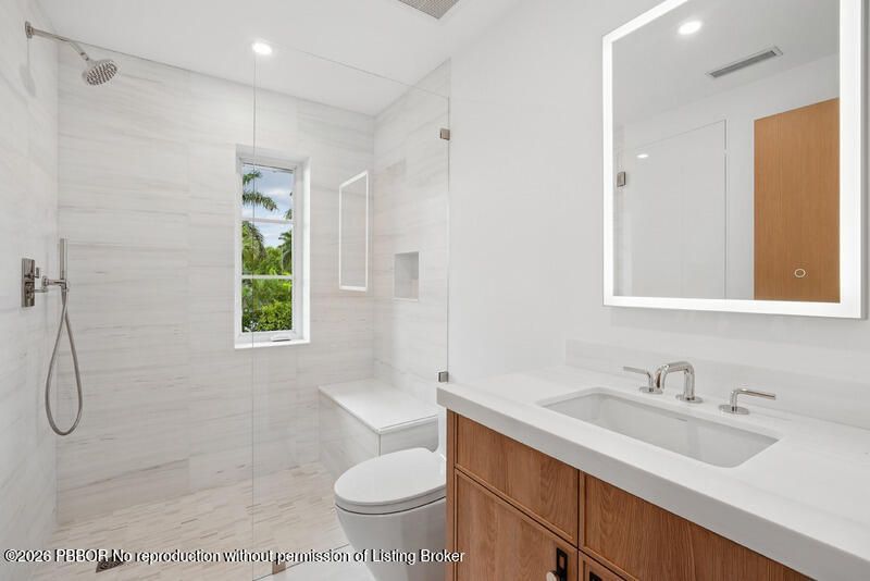 125 Worth Court N, West Palm Beach, FL 33405 Photo