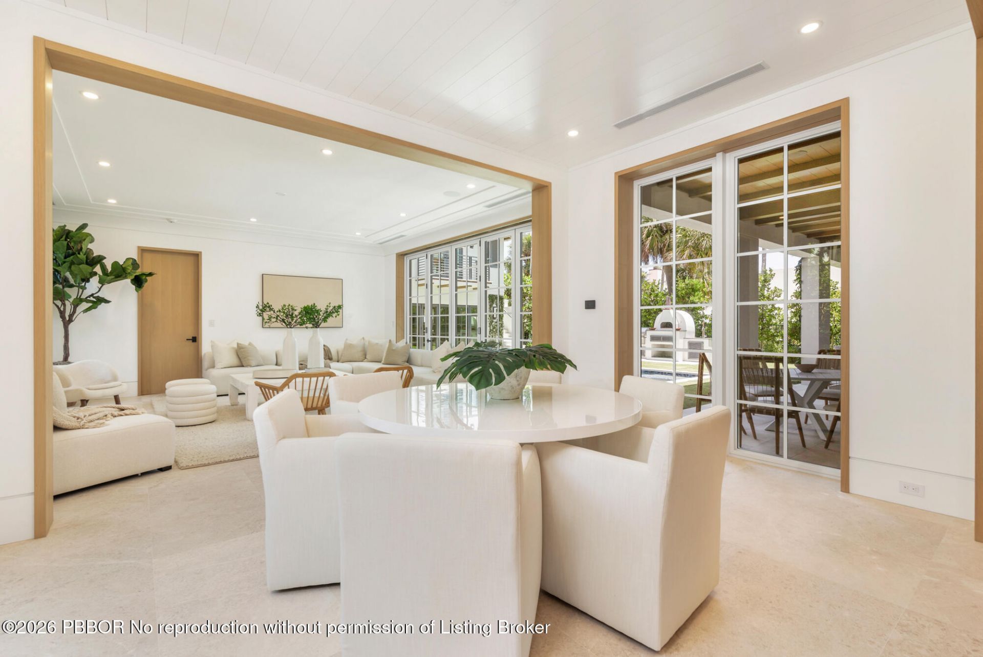 125 Worth Court N, West Palm Beach, FL 33405 Photo