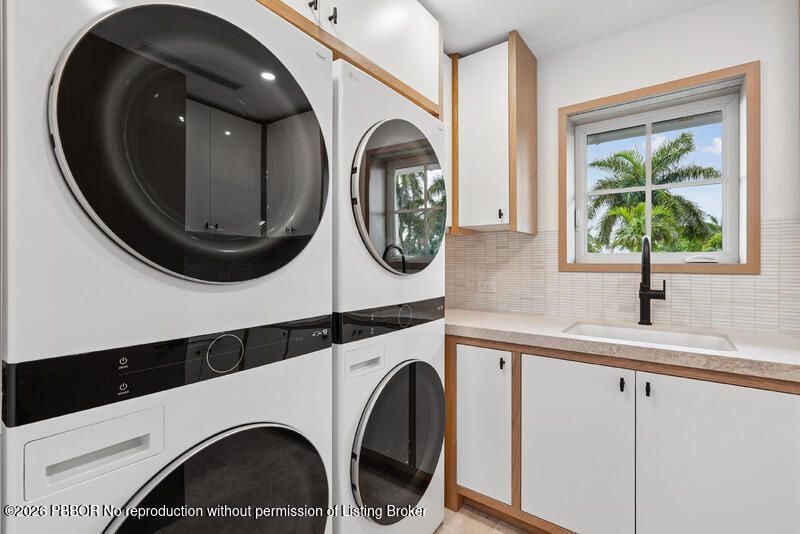 125 Worth Court N, West Palm Beach, FL 33405 Photo