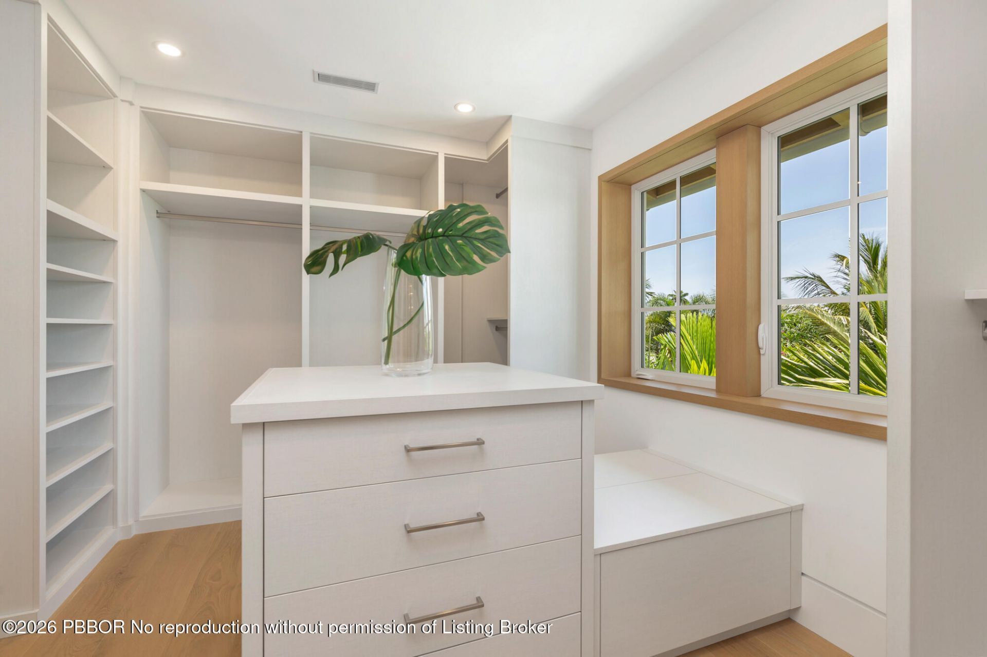125 Worth Court N, West Palm Beach, FL 33405 Photo