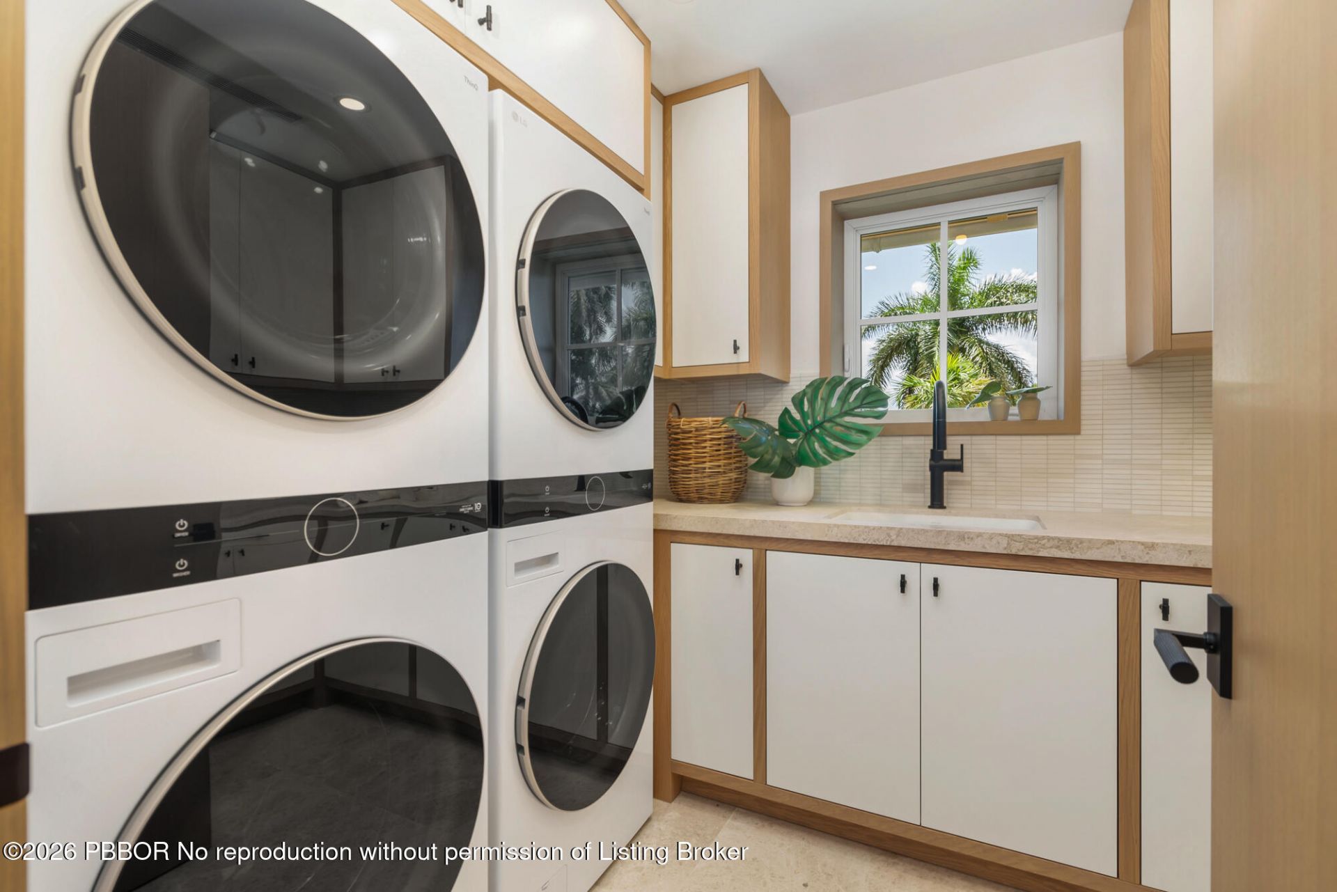 125 Worth Court N, West Palm Beach, FL 33405 Photo