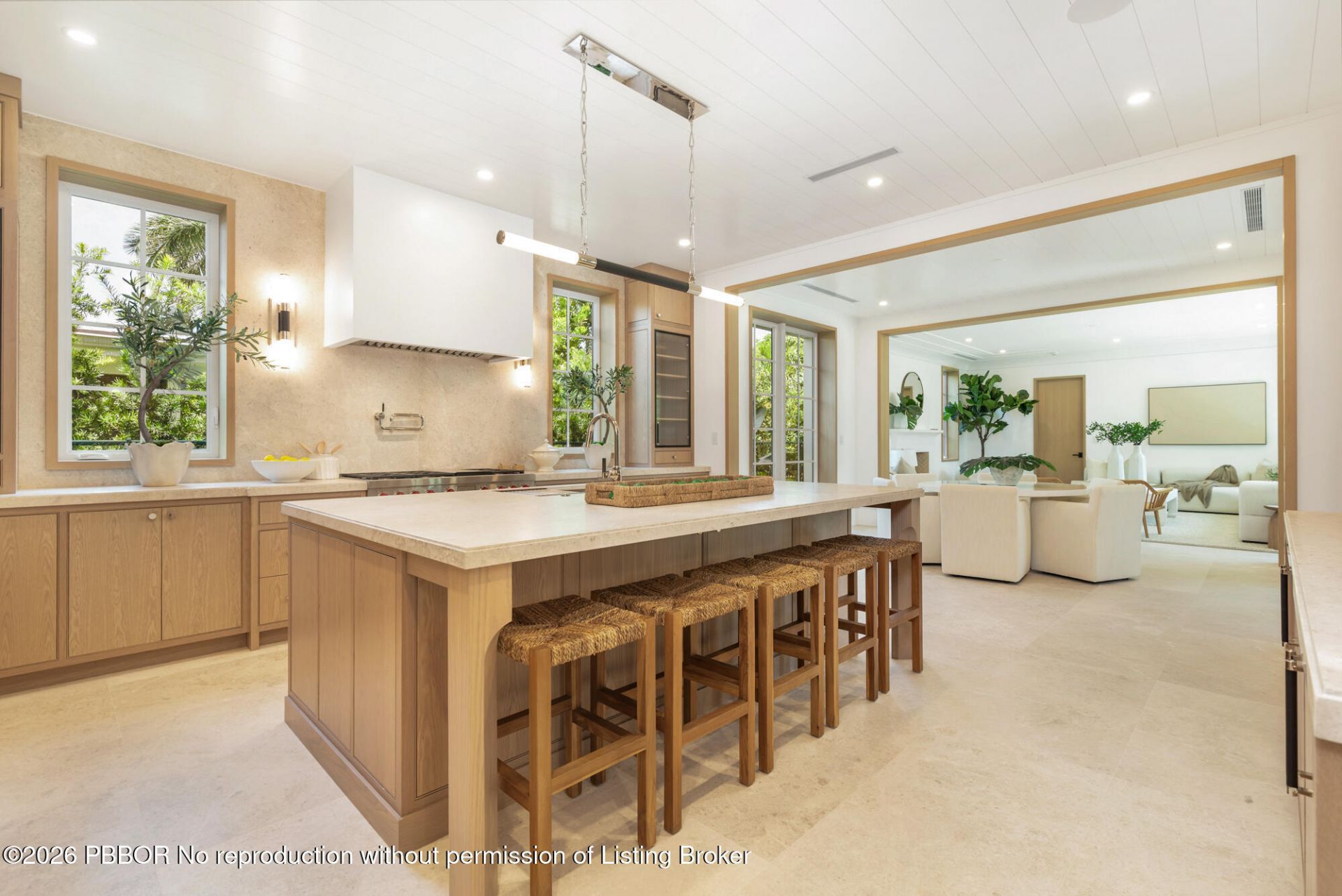 125 Worth Court N, West Palm Beach, FL 33405 Photo