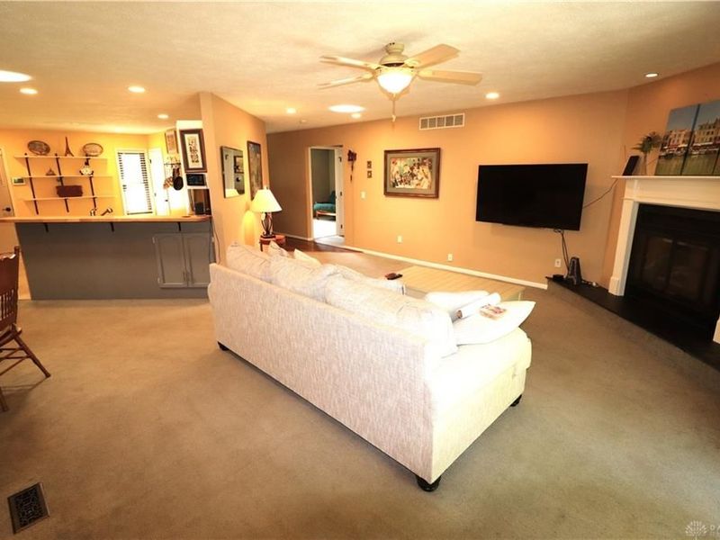 7634 Morning Mist Circle, Trotwood, OH 45426 Photo 14