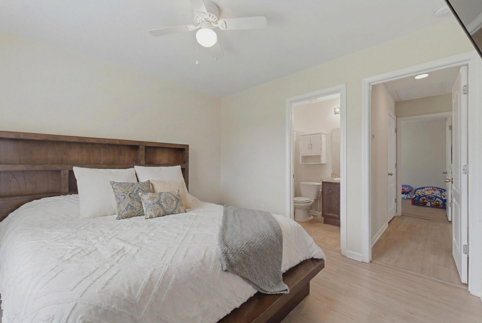 153 Tyger Street Photo 18