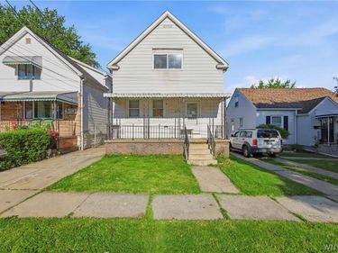 130 Ridge Park Avenue , Cheektowaga, NY 14211