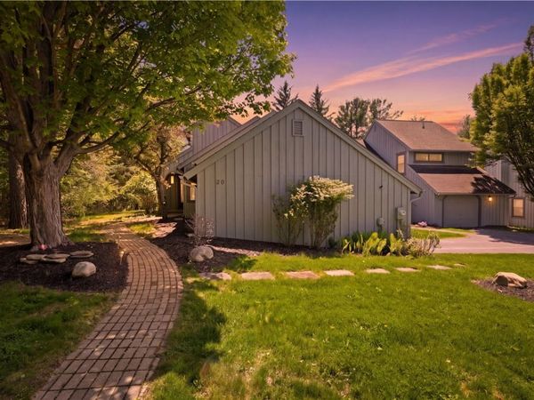 20 Andrews Way , Canandaigua, NY 14424