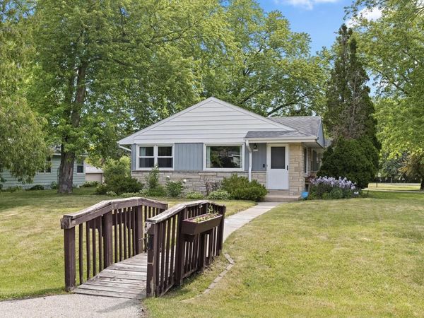 8024 N 62nd STREET, Brown Deer, WI 53223