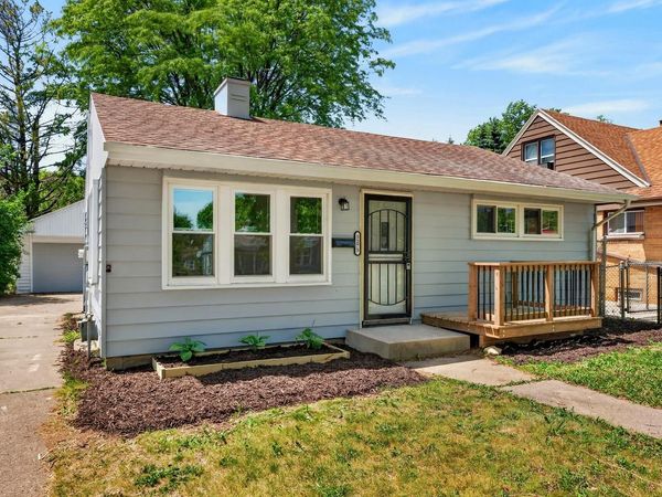 5275 N 57th STREET, Milwaukee, WI 53218
