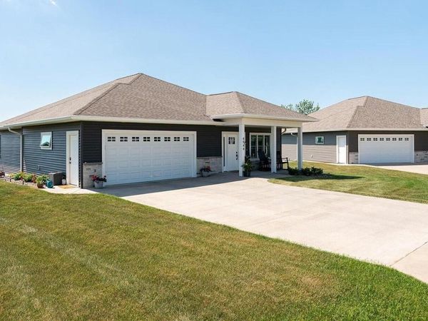 W4944 Battlestone Station ROAD, Unit 22, La Crosse, WI 54601