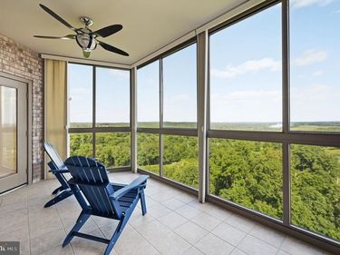19355 CYPRESS RIDGE TERRACE, Unit 1017, LEESBURG, VA 20176