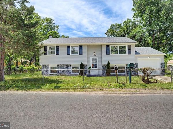 303 BAYBERRY STREET, BROWNS MILLS, NJ 08015