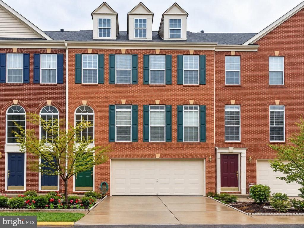 43315 Stonegarden Terrace, Broadlands, VA 20148 Main Photo