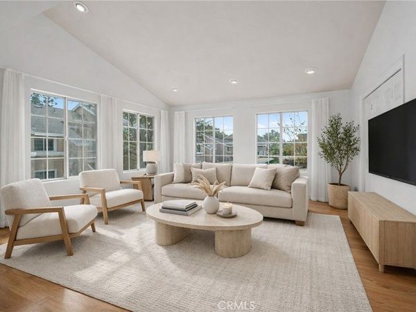 111 Greenfield , Irvine, CA 92614