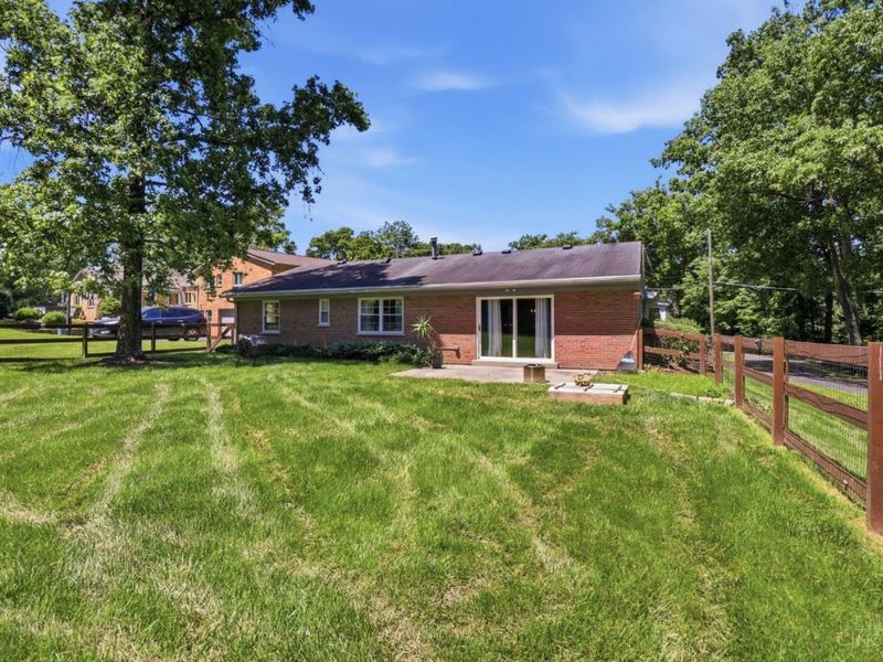 9056 Paw Paw Lane, Sycamore Township, OH 45236 Photo 28