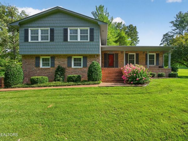 1250 Charles St, Cookeville, TN 38506