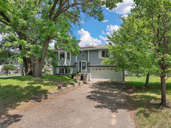 1033 121st Lane NW, Coon Rapids, MN 55448